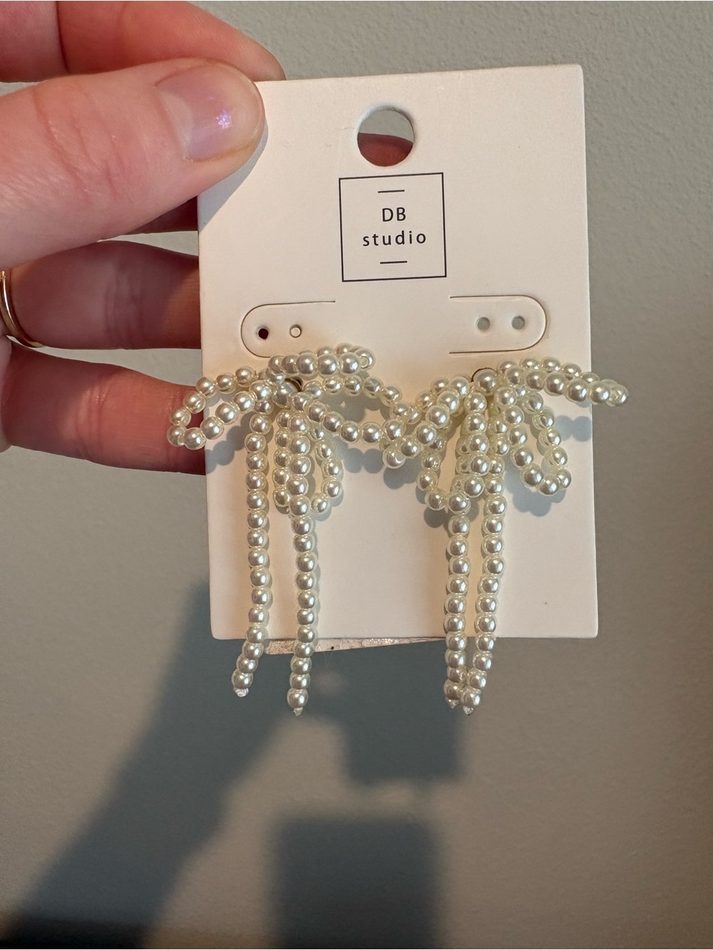 David’s Bridal Pearl Bow Earrings WEDDING BRIDE BACHELORETTE COQUETTE